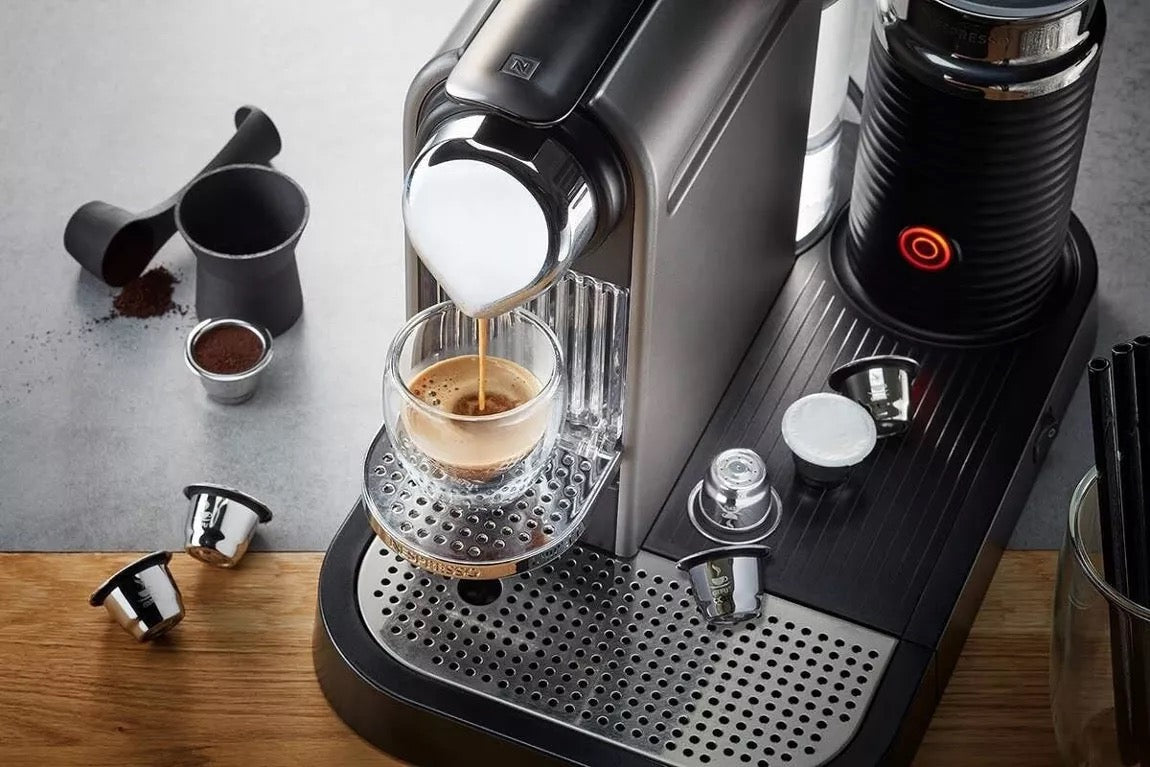 Les Capsules de Café Réutilisables en Acier : L’Allié Écologique et Gourmand pour Votre Espresso